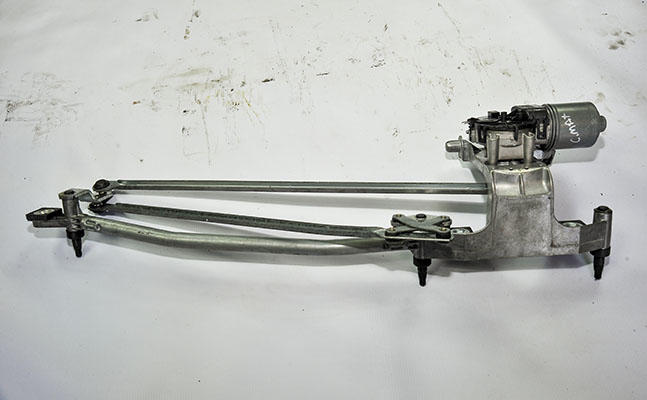 FORD RANGER 2.5 TDCİ ÇIKMA PARÇA CAM SİLGİ MEKANİZMASI